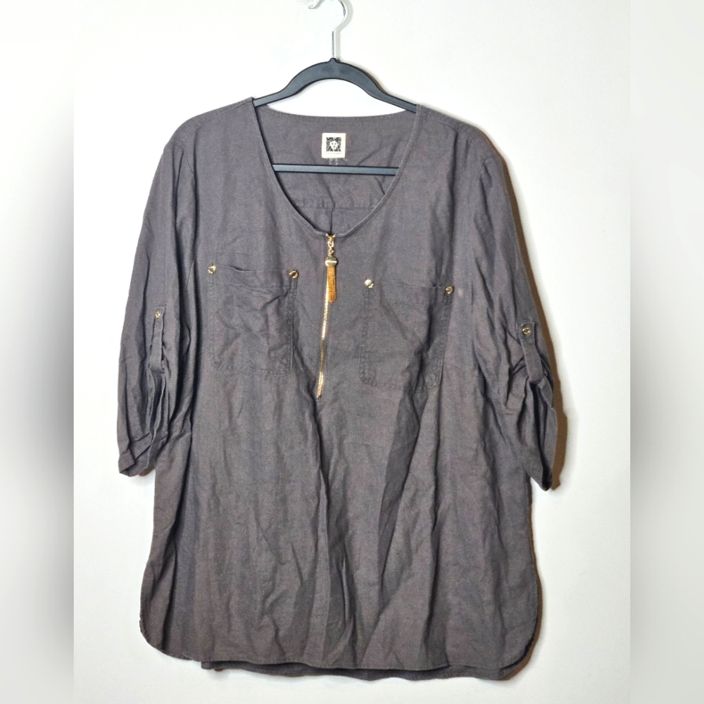 Anne Klein Gray V-Neck Linen Blouse with Gold Accents Womens‎ 2X Plus